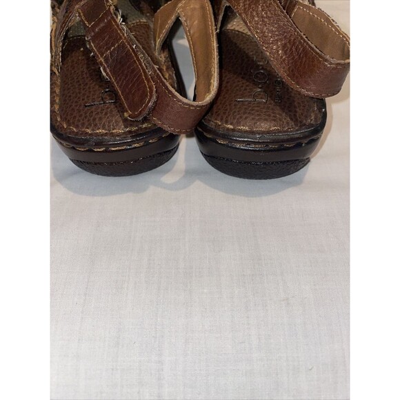 Born Casual Sandals Women’s Size 7 Medium Brown Leather Ankle Strap Side Tear - Picture 10 of 12